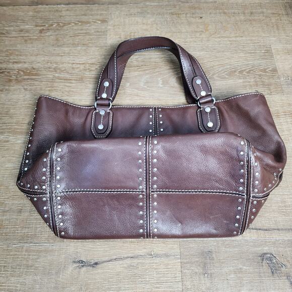 Michael Kors Uptown Astor Leather Studded Weekender Bag (XL) - Picture 8 of 10